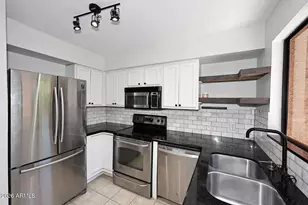 11640 N 51st Ave, Glendale, AZ 85304 - Photo 12