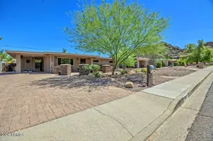1302 E Butler Dr, Phoenix, AZ 85020 - Photo 2