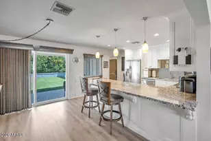 1302 E Butler Dr, Phoenix, AZ 85020 - Photo 12