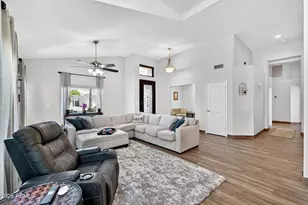 1881 E Commerce Ave, Gilbert, AZ 85234 - Photo 12