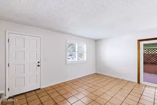 10208 N 8th Pl, Phoenix, AZ 85020 - Photo 2