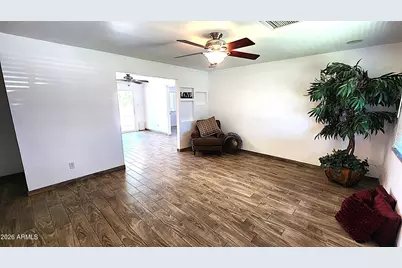 3524 E Winchcomb Drive, Phoenix, AZ 85032 - Photo 18