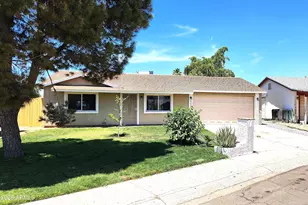 3524 E Winchcomb Dr, Phoenix, AZ 85032 - Photo 1