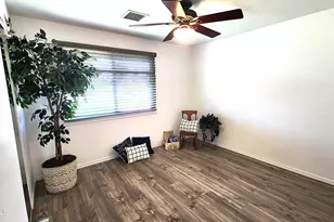 3524 E Winchcomb Dr, Phoenix, AZ 85032 - Photo 10