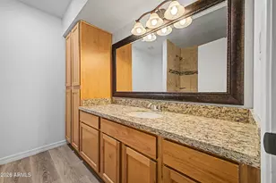 2905 W Glendale Ave, Phoenix, AZ 85051 - Photo 12