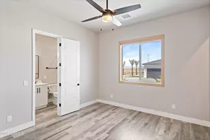 10136 W Hatfield Rd, Peoria, AZ 85383 - Photo 44