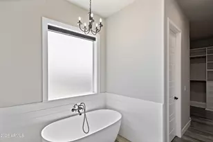 10136 W Hatfield Rd, Peoria, AZ 85383 - Photo 32
