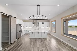 10136 W Hatfield Rd, Peoria, AZ 85383 - Photo 18