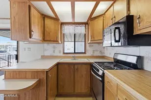 17200 W Bell Rd, Surprise, AZ 85374 - Photo 12