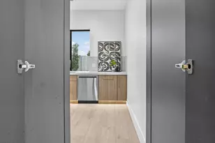 8331 E Mariposa Dr, Scottsdale, AZ 85251 - Photo 22
