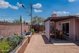 940 E Rose Ln, Phoenix, AZ 85014 - Photo 12