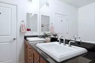 7291 N Scottsdale Rd, Paradise Valley, AZ 85253 - Photo 20