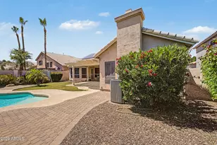 725 W Beverly Ln, Phoenix, AZ 85023 - Photo 40