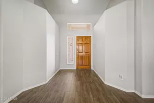 725 W Beverly Ln, Phoenix, AZ 85023 - Photo 6