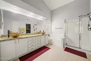 725 W Beverly Ln, Phoenix, AZ 85023 - Photo 24