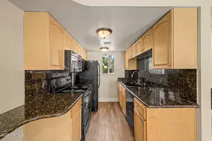4830 N 73rd St, Scottsdale, AZ 85251 - Photo 4