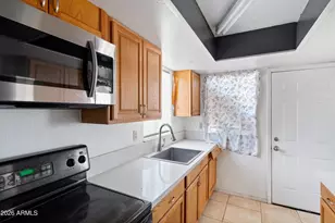 21701 W Griffin Ave, Wittmann, AZ 85361 - Photo 8