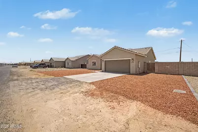 35096 N Palm Drive, San Tan Valley, AZ 85140 - Photo 4