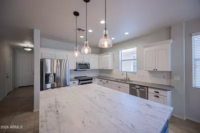 1861 E Patrick Lane, Phoenix, AZ 85024 - Photo 8