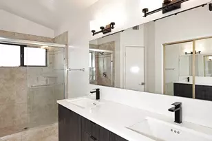 9079 E Davenport Dr, Scottsdale, AZ 85260 - Photo 22