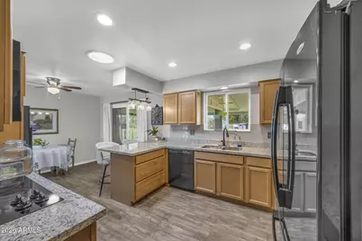10247 N 108th Drive, Sun City, AZ 85351 - Photo 10
