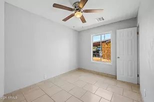 2410 W Vista Ave, Phoenix, AZ 85021 - Photo 18