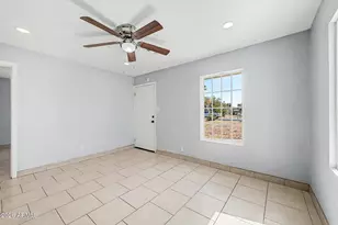 2410 W Vista Ave, Phoenix, AZ 85021 - Photo 6