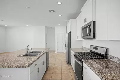 8821 W Agora Lane, Tolleson, AZ 85353 - Photo 12