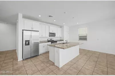 8821 W Agora Lane, Tolleson, AZ 85353 - Photo 10
