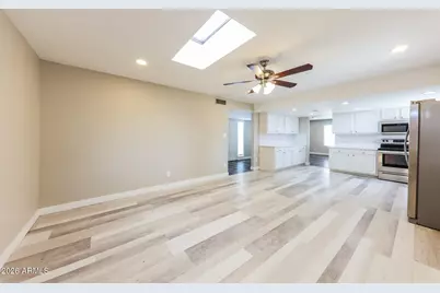 10215 N 35th Drive, Phoenix, AZ 85051 - Photo 18