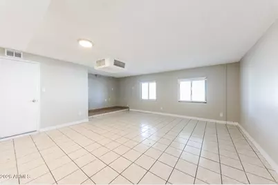 10215 N 35th Drive, Phoenix, AZ 85051 - Photo 4