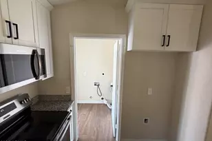 11303 W Lawrence Ln, Peoria, AZ 85345 - Photo 6