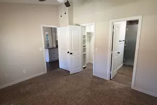 11303 W Lawrence Ln, Peoria, AZ 85345 - Photo 8