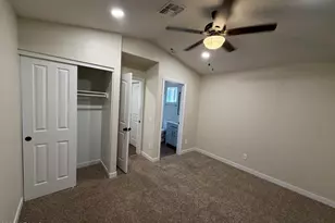 11303 W Lawrence Ln, Peoria, AZ 85345 - Photo 14