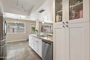 4001 S Hazelton Ln, Tempe, AZ 85282 - Photo 38