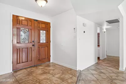 4001 S Hazelton Lane, Tempe, AZ 85282 - Photo 8