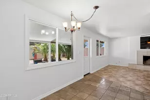 4001 S Hazelton Ln, Tempe, AZ 85282 - Photo 12