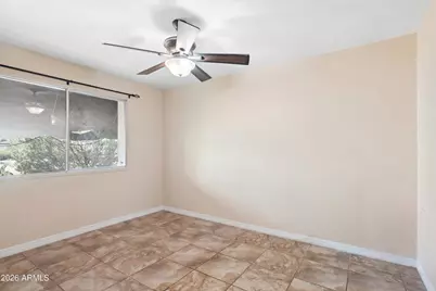 4001 S Hazelton Lane, Tempe, AZ 85282 - Photo 18