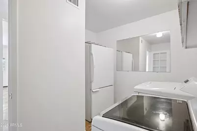 4001 S Hazelton Lane, Tempe, AZ 85282 - Photo 72