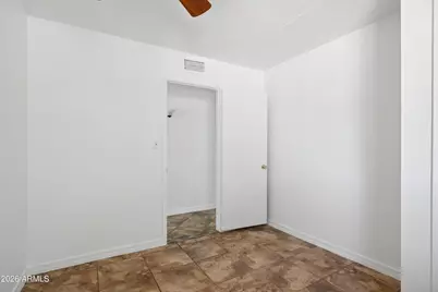 4001 S Hazelton Lane, Tempe, AZ 85282 - Photo 66