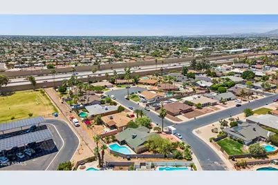 4001 S Hazelton Lane, Tempe, AZ 85282 - Photo 72