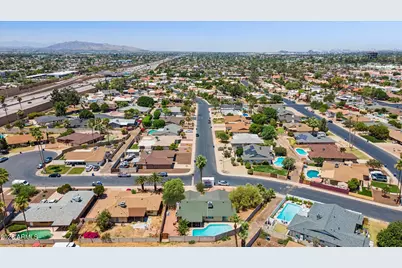 4001 S Hazelton Lane, Tempe, AZ 85282 - Photo 52