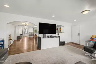 1335 E 8th St, Mesa, AZ 85203 - Photo 8