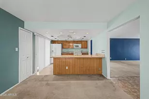 5212 E Tamblo Dr, Phoenix, AZ 85044 - Photo 8