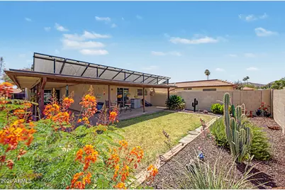 5212 E Tamblo Drive, Phoenix, AZ 85044 - Photo 2