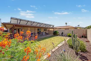 5212 E Tamblo Dr, Phoenix, AZ 85044 - Photo 2