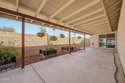 5212 E Tamblo Drive, Phoenix, AZ 85044 - Photo 32