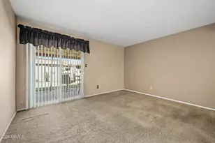 5212 E Tamblo Dr, Phoenix, AZ 85044 - Photo 10