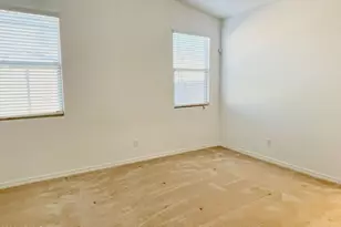 7954 W Medlock Dr, Glendale, AZ 85303 - Photo 8