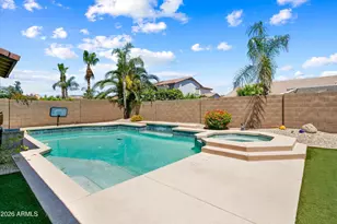 18248 W Banff Ln, Surprise, AZ 85388 - Photo 36